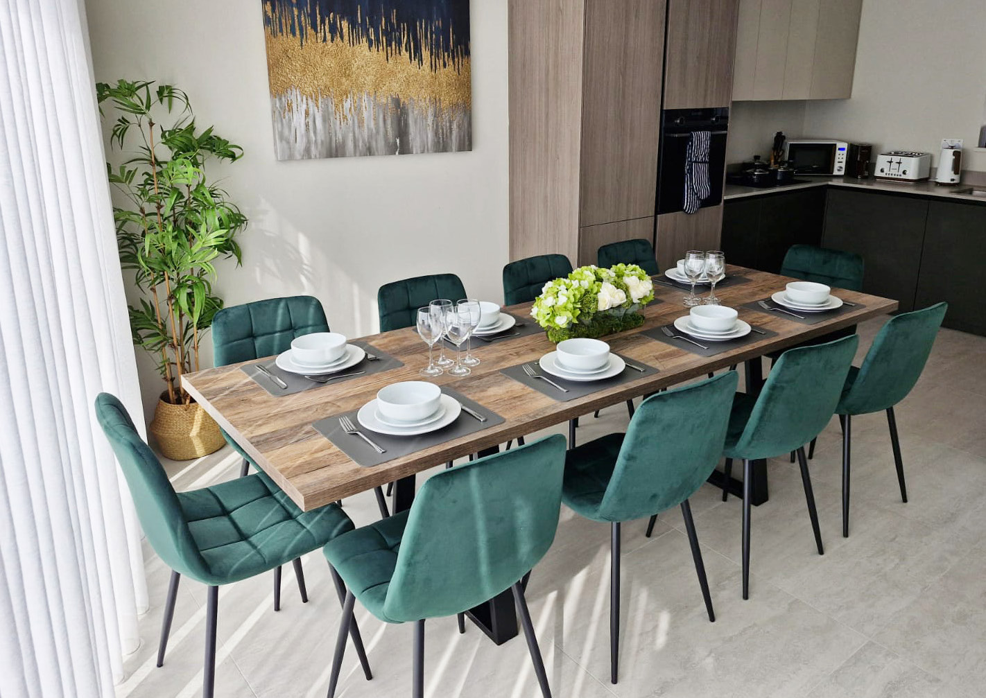 Kitchen island with pendant lighting